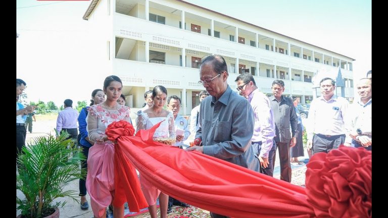 ​ឯកឧត្តម​រដ្ឋមន្ត្រី​ ​ត្រាំ​ អុី​វ​តឹក​ ​អញ្ជើញ​ជា​អធិបតី​ក្នុង​ពិធី​ប្រគល់​-​ទទួល​កុំព្យូទ័រ​ ​និង​ស​ម្ភារៈ​បច្ចេកទេស​គាំទ្រ​ការ​បង្រៀន​ ​I​C​T​ ​សម្រាប់​ការអប់រំ​តាម​ប្រព័ន្ធ​ឌី​ជី​ថល​នៅ​ក​ម្រិ​ត​មធ្យមសិក្សា​ទុតិយ​ភូមិ​ ​និង​កា​រដាក់​ឱ្យ​ដំណើរការ​ជា​ផ្លូវការ​ស្ថា​នី​យ៍​អង់តែន​ទូរស័ព្ទ​ចល័ត​ថ្មី​ (B​T​S) ​នៅ​ស្រុក​ទឹកផុស​ ​ខេត្ត​កំពង់ឆ្នាំង​