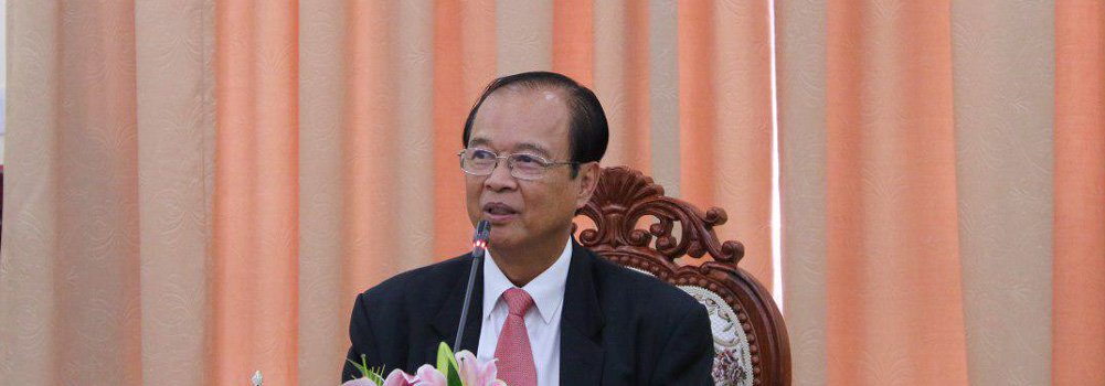 ឯកឧត្តម​ ត្រាំ ​អុីវ​តឹក បាន​អនុញ្ញាត​ឲ្យ​ក្រុម​ជំនាញ​​បច្ចេក​ទេស​សាជីវ​កម្ម​ទូរ​គមនាគមន៍​កូរ៉េ​ ចូល​ជួប​សំដែង​ការ​គួរ​សម​ និង​ពិភាក្សា​ការ​ងារ​ នៅ​ទីស្តី​ការ​ក្រសួង​