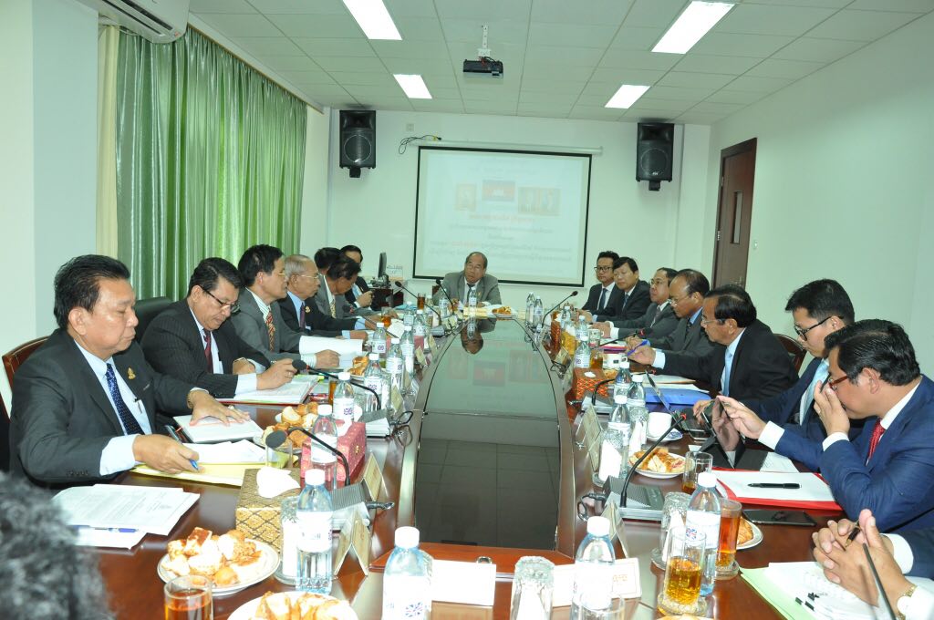 H.E. Minister led Government Delegates to Have Meeting with the 9th Committee of the Senate on December 3, 2015 ​