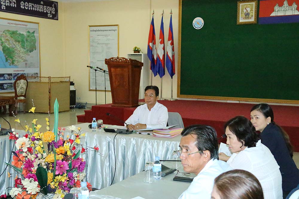 H.E. Ek Vandy, Secretary of State of the Ministry of Posts and Telecommunications Chaired the  Meeting  on the Inspection of Posts