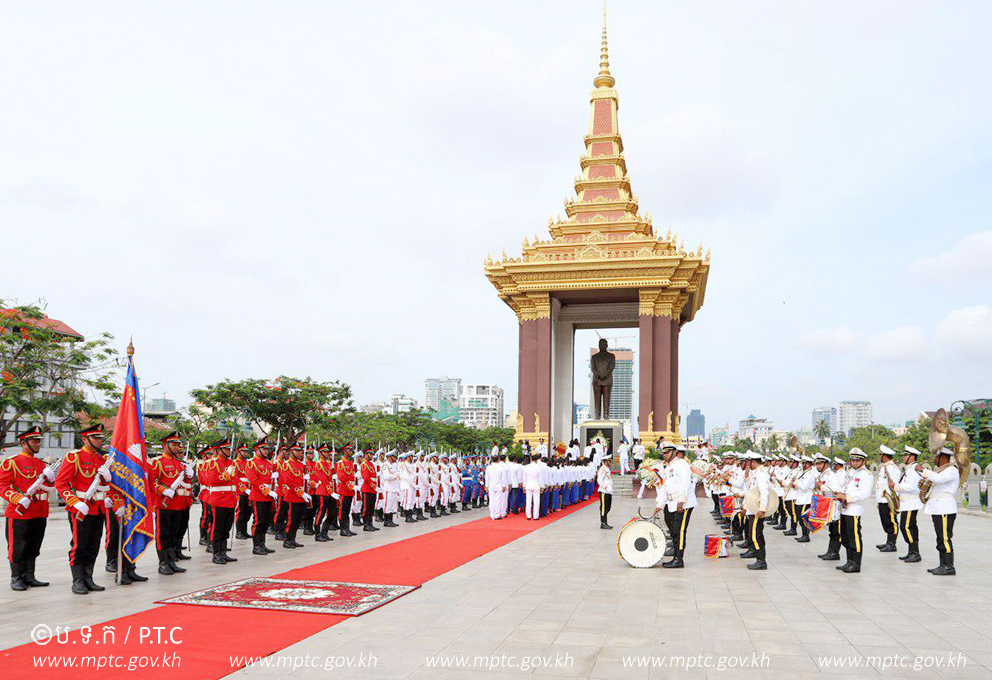 សិក្ខាសាលាថ្នាក់ជាតិ ស្តីពី &ldquo;កាលានុវត្តភាព និងបញ្ហាប្រឈមនៃឌីជីថលឌីវីដិន(សុខដុមនីយកម្មហ្វ្រេកង់ស៍ 700 MHz)​នៅកម្ពុជា&rdquo;​