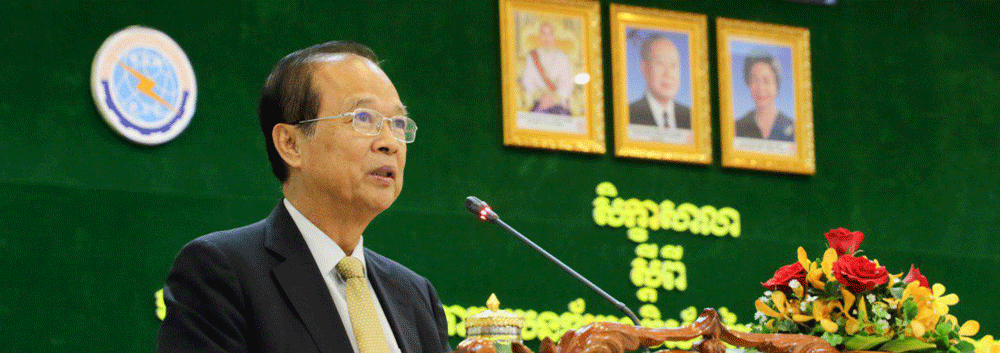 ឯកឧត្ដមរដ្ឋមន្ត្រី ត្រាំ អុីវតឹក អញ្ជើញបិទសិក្ខាសាលាស្តីពីការលើកកម្ពស់សមភាពយេនឌ័រក្នុងវិស័យប្រៃសណីយ៍ និងទូរគមនាគមន៍