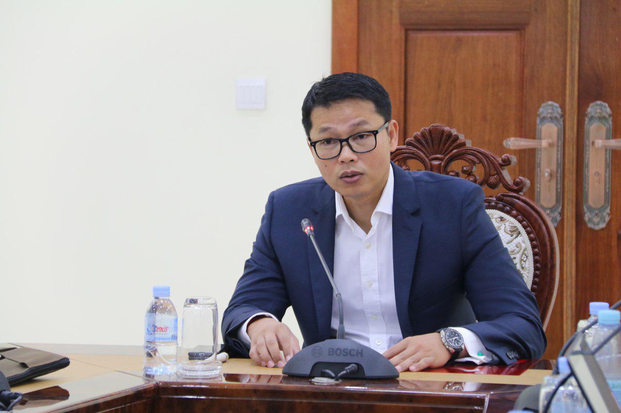 ឯកឧត្តម​ កាន ​ច័ន្ទមេត្តា​ ​បាន​​បើក​​កិច្ច​ប្រជុំ​អំពី​ផែន​​ការ​​​ជាតិ​​​វិសាល​​គមន៍​ហ្វ្រេកង់​ស៍​វិទ្យុ​​