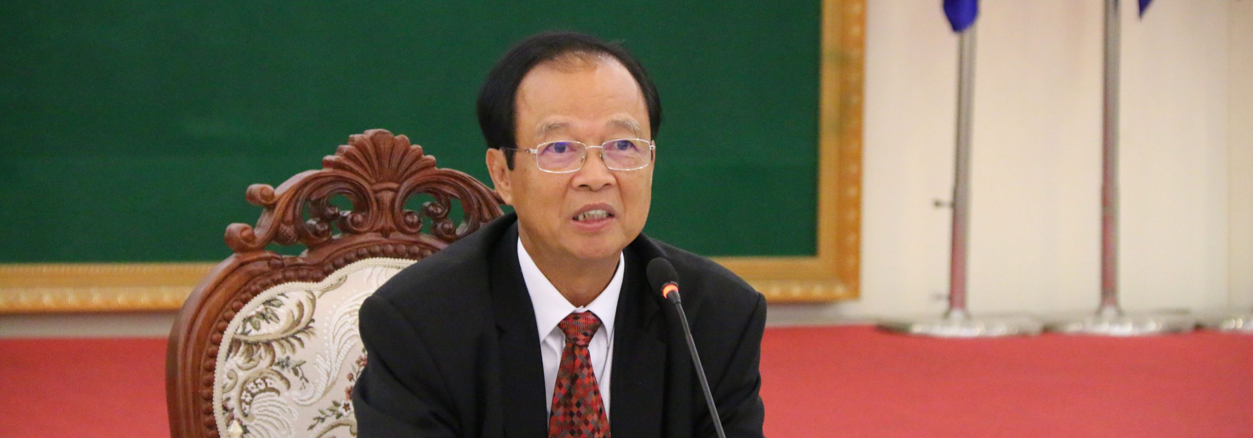 H.E. Minister Tram Iv Tek Chaired an inter -Ministry Meeting to Promulgating and Enhancing Action Plan Making for T-ICT Development Policy Implementation.