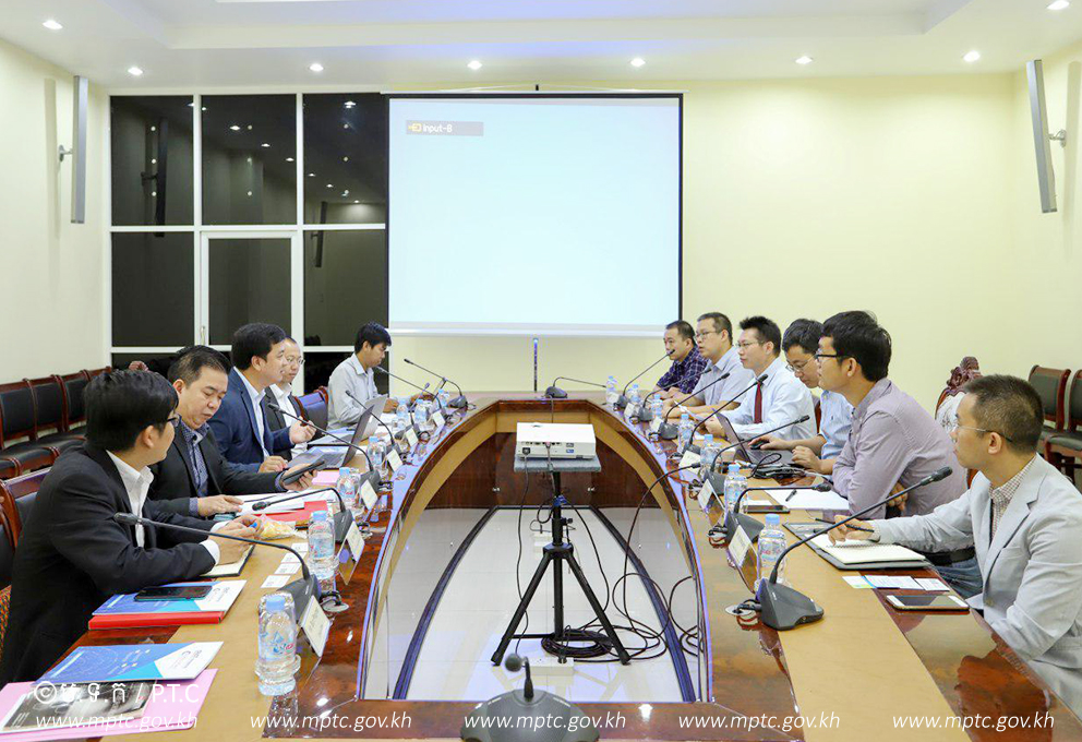 លោកបណ្ឌិត ជាង សុភ័ក្រ ទទួល​ជួប​ពិភាក្សា​កាងារ​ជាមួយ​ប្រតិភូ​បណ្ឌិត្យ​សភា​បច្ចេកវិទ្យា​គមនាគមន៍​ និង​ព័ត៌មាន​ចិន​&nbsp;