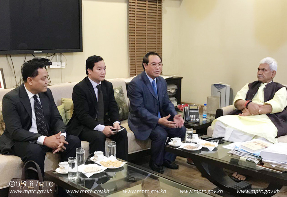 ប្រតិភូ​ក្រសួង​​ ប.ទ.​អញ្ជើញ​​ចូល​​រួម​​កម្មវិធី​​ពិពណ៌​​បច្ចេក​វិទ្យា​​ប្រព័ន្ធ​​ទូរ​​គមនាគមន៍​​ឆ្នាំ២០១៨​​ នៅ​​សាធារណ​​រដ្ឋ​​ឥណ្ឌា​