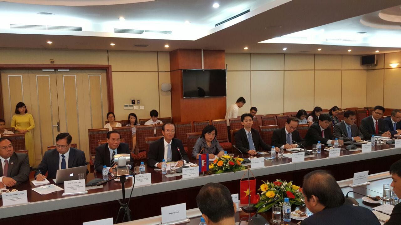 The Bilateral Meeting between Ministry of Posts and Telecommunications of Cambodia and Ministry of Information and Communications of the Socialist Republic of Vietnam.
