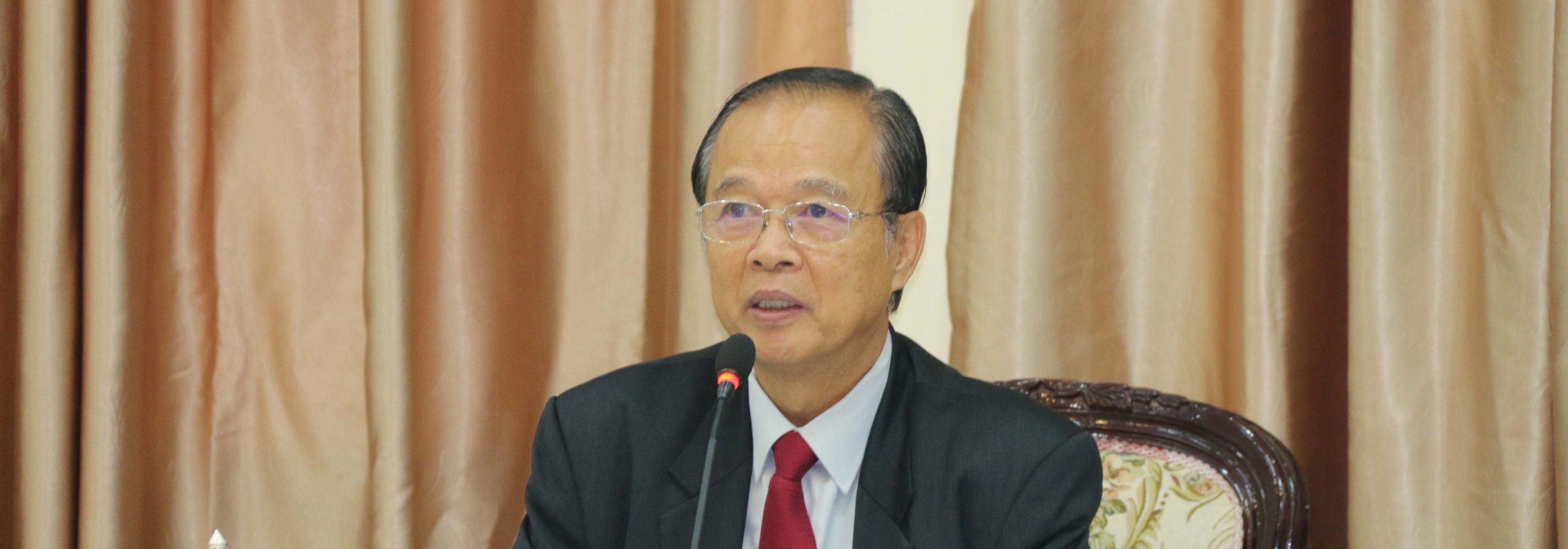 H.E. Minister Tram Iv Tek chaired a preparatory Meeting for an Official Launching Ceremony of a New Building of MPTC.