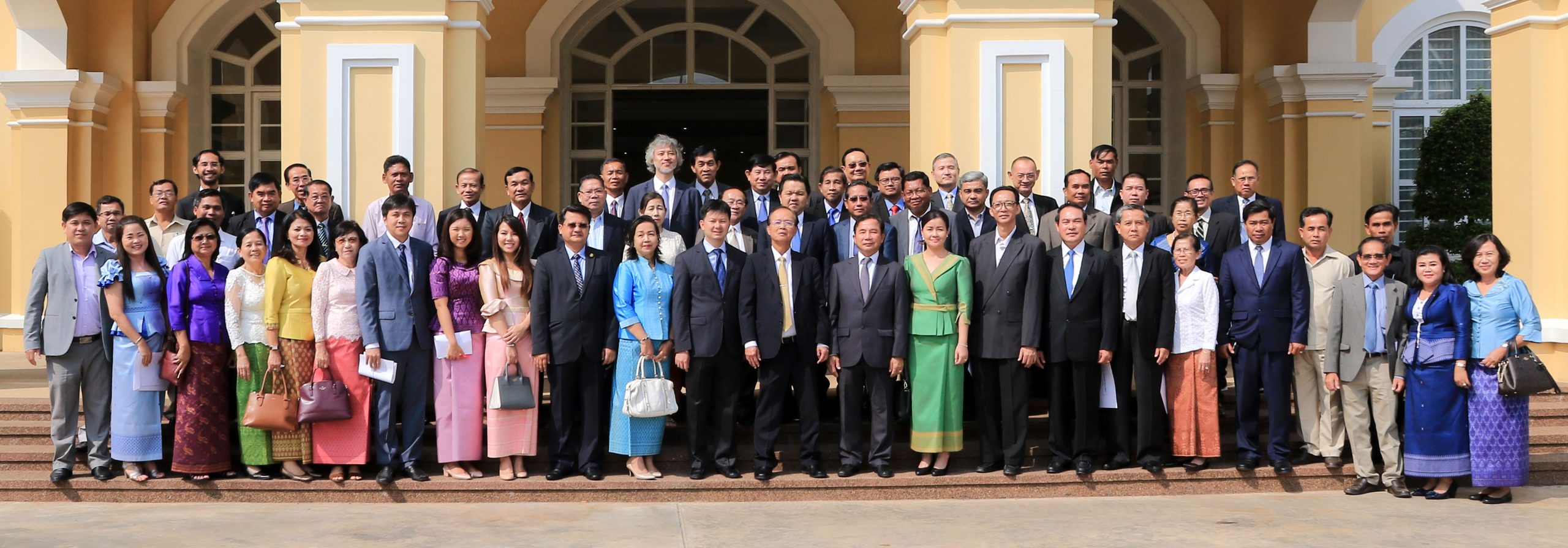 ​​ឯកឧត្តម​រដ្ឋមន្ត្រី​ ​ត្រាំ​ អុី​វ​តឹក​ ​អញ្ជើញ​ប្រកាស​ត​ម្លើ​ង​ឋានៈ​ ​និង​តែងតាំង​ ​រដ្ឋលេខាធិការ​ ​អនុរដ្ឋលេខាធិការ​ ​និង​ទីប្រឹក្សា​ក្រសួងប្រៃសណីយ៍និងទូរគមនាគមន៍​