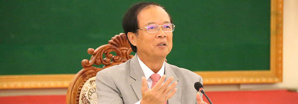 H.E. Minister Tram Iv Tek presided over the Official Launching Ceremony of Government Officials’ Data Management System Via Information Technology.