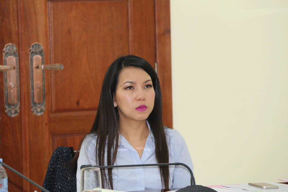 H.E. Chring Botumransay chaired a meeting on how to find out solutions in preventing and eliminating fault information