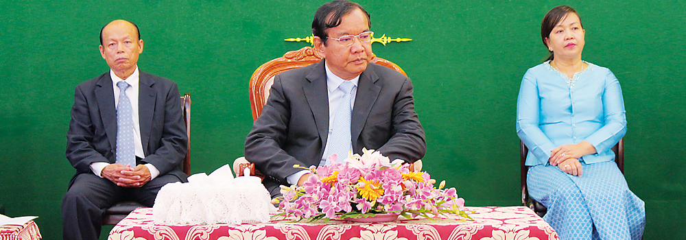 ឯកឧត្តមប្រាក់ សុខុន អញ្ជើញជាអធិបតីពិធីបើកបវេសនកាលឆ្នាំសិក្សាថ្មី(២០១៥-២០១៦)​នៃវិទ្យាស្ថានជាតិប្រៃសណីយ៍ ទូរគមនាគមន៍ បច្ចេកវិទ្យាគមនាគមន៍ និងព័ត៌មាននៅទីស្តីការក្រសួង នាថ្ងៃទី១៨ ខែ វិច្ឆិកា ឆ្នាំ ២០១៥