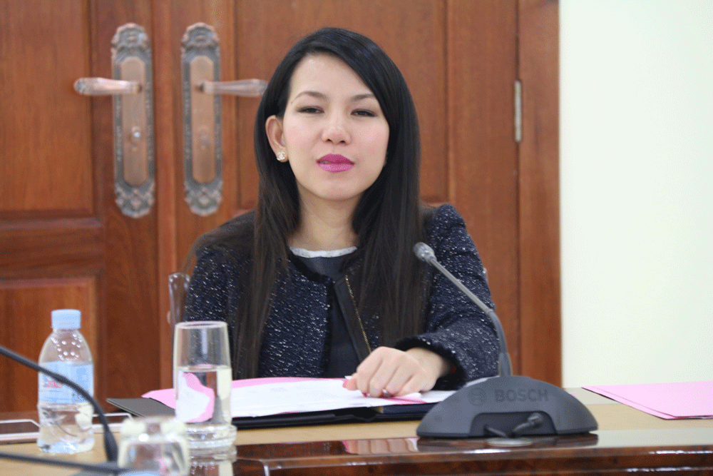 លោកជំទាវអនុរដ្ឋលេខាធិការ ជ្រឹង បុទុមរង្សី អញ្ជើញដឹកនាំកិច្ចប្រជុំពិភាក្សាពីការរៀបចំធ្វើបច្ចុប្បន្នភាពក្រុមការងារគ្រប់គ្រងគេហទំព័រ និងបណ្ដាញទំនាក់ទំនងសង្គម (Facebook) របស់ក្រសួងប្រៃសណីយ៍ និងទូរគមនាគមន៍