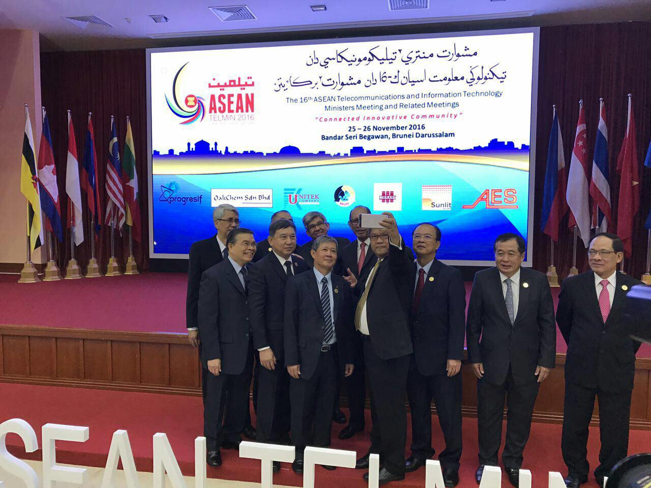 H.E. Minister Tram Iv Tek has expressed his delighted about the function of  ICT for ASEAN Community Connectivity