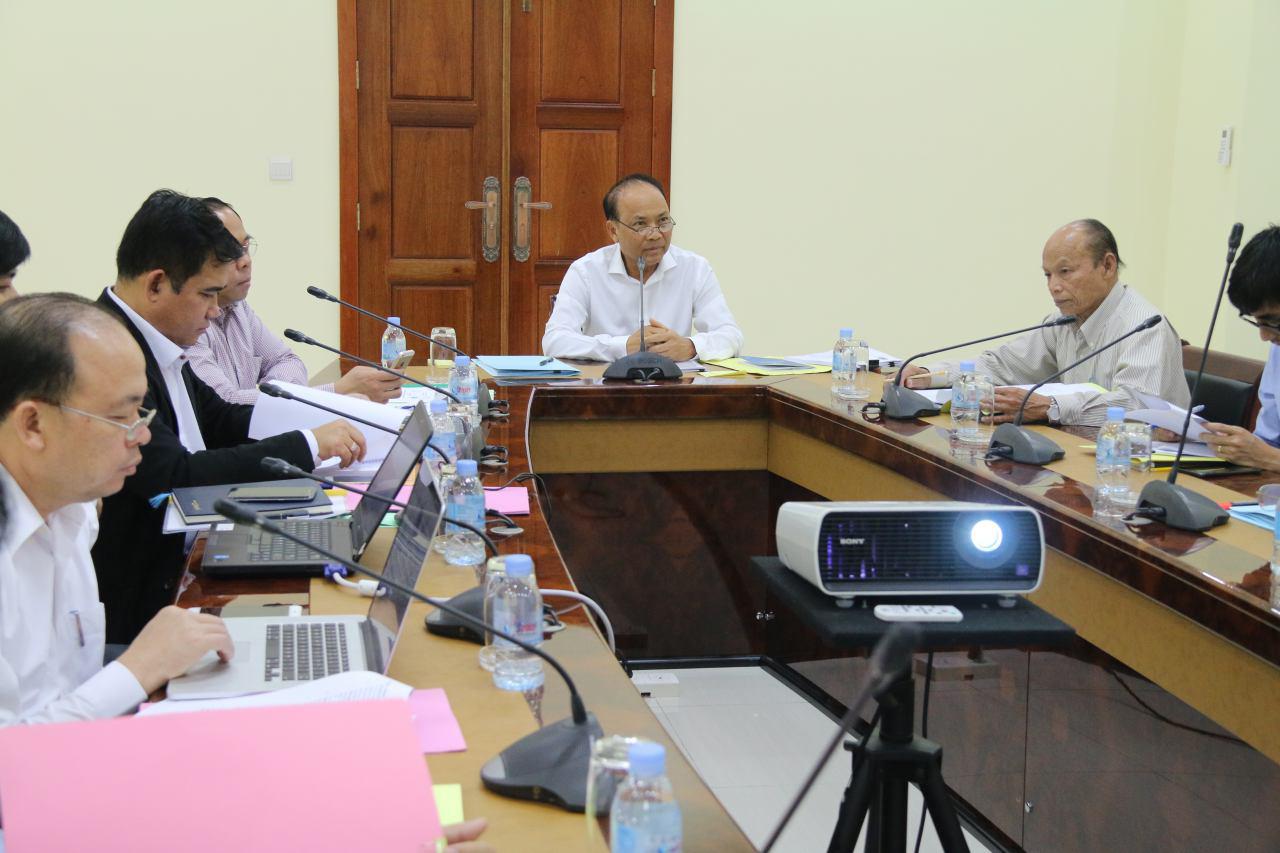 ឯកឧត្ដមរដ្ឋលេខាធិការ សារ៉ាក់ ខាន់ អញ្ជើញដឹកនាំកិច្ចប្រជុំគណៈកម្មការទទួលបន្ទុកការងារនីតិកម្មរបស់និយ័តករទូរគមនាគមន៍កម្ពុជា