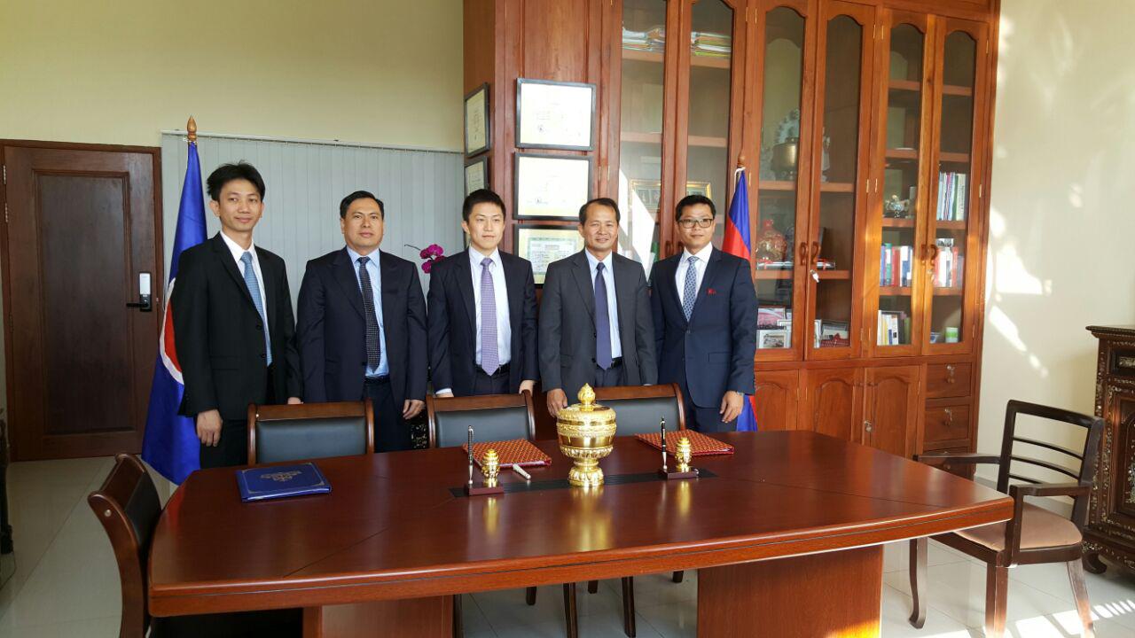 ពិធីចុះហត្ថលេខាលើលើអនុស្សរណៈយោគយល់គ្នារវាង អគ្គនាយកដ្ឋានប្រៃសណីយ៍ និងទូរគមនាគមន៍ អគ្គនាយកដ្ឋាន​ ICT, NIPTICT ជាមួយក្រុមហ៊ុន Huawei Technologies (Cambodia) Co.,Ltd​