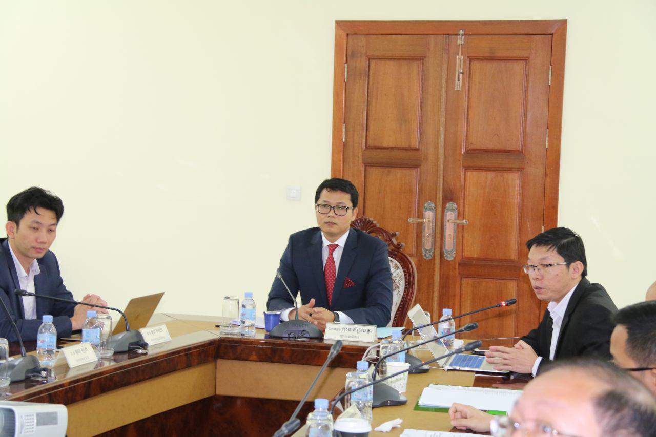 ឯកឧត្ដមរដ្ឋលេខាធិការ កាន ច័ន្ទមេត្តា អញ្ជើញដឹកនាំកិច្ចប្រជុំអន្តរក្រសួងដើម្បីពិនិត្យលើចំនុចអាទិភាពលើគម្រោងបង្កើតមជ្ឈមណ្ឌលសហប្រតិបត្តិការព័ត៌មានលំហអាកាសក្នុងតំបន់ទន្លេមេគង្គ