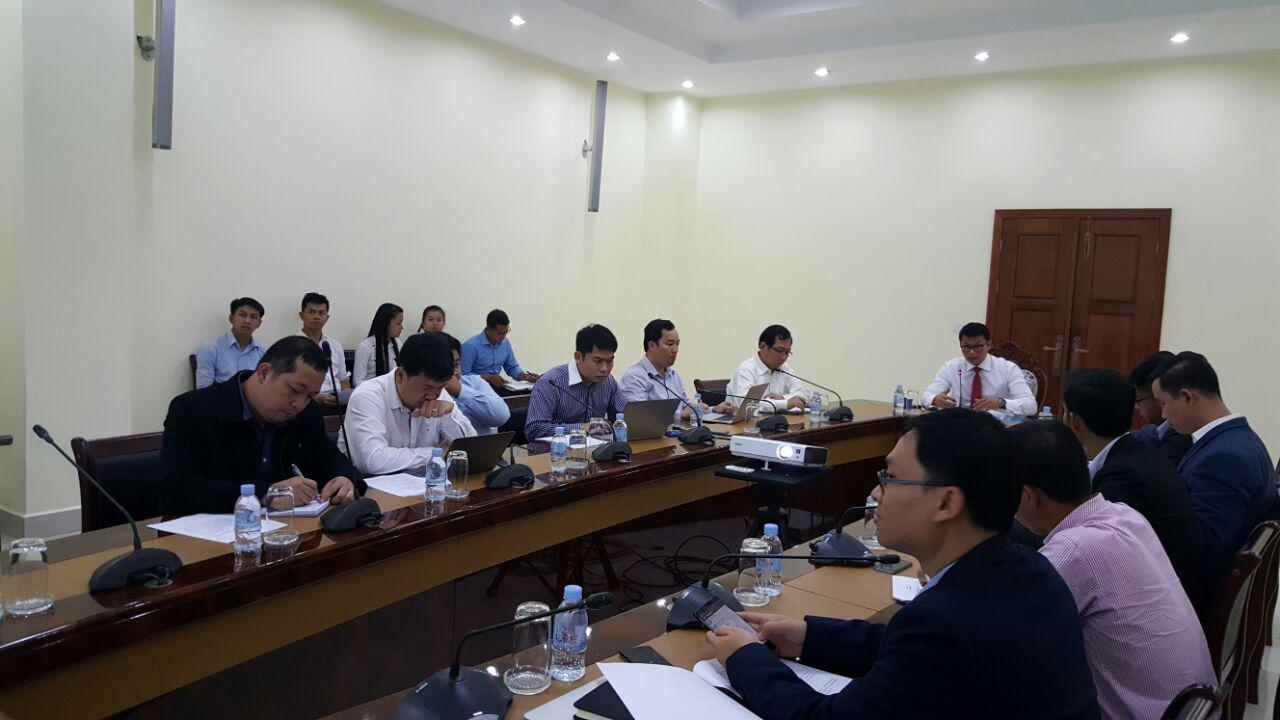 ឯកឧត្ដម កាន ច័ន្ទមេត្តា អញ្ជើញ​ដឹកនាំ​កិច្ច​ប្រជុំ​អន្តរ​ក្រសួង​ជាមួយ​ក្រសួង​មហាផ្ទៃ ដើម្បី​ពិនិត្យ និង​ពិភាក្សា​លើសេចក្តី​ព្រាង​ប្រកាស​ស្តីពី​ការ​ផ្តល់​ការ​អនុញ្ញាត​បំពេញ​ប្រតិបត្តិការ​លើ​វិស័យ​បច្ចេកវិទ្យា​គមនាគមន៍ និង​ព័ត៌មាន