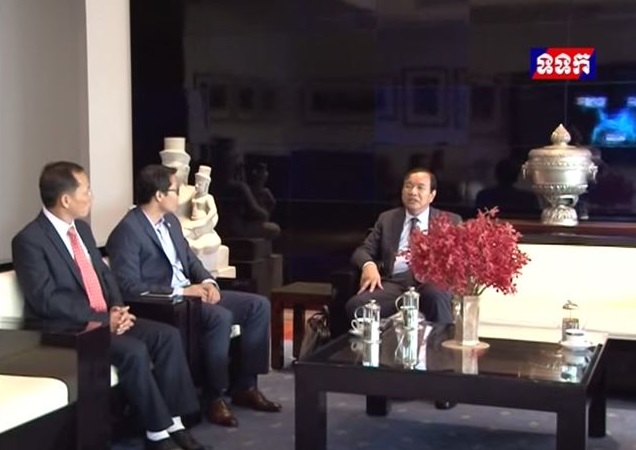 H.E Minster Prak Sokhonn led a delegation of the Ministry of Posts and Telecommunications to attend the Infocomm Media Business Exchange Exhibition and the Ministerial Forum on ICT which was held on 2nd and 3rd of June 2015, Singapore.