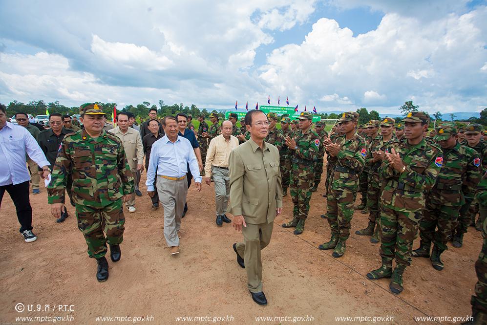 ​ឯកឧត្ដម​រដ្ឋមន្ត្រី​ ​ត្រាំ​ អុី​វ​តឹក​ ​អញ្ជើញ​សម្ពោធ​ដាក់​ឱ្យ​ប្រើប្រាស់​សមិទ្ធផល​នានា​ ​និង​ជួប​សំណេះសំណាល​សួរសុខទុក្ខ​នាយទាហាន​ ​នាយទាហានរង​ ​និង​ពល​ទាហាន​ ​នៃ​កងពលតូច​ថ្មើរជើង​លេខ​៤​១​