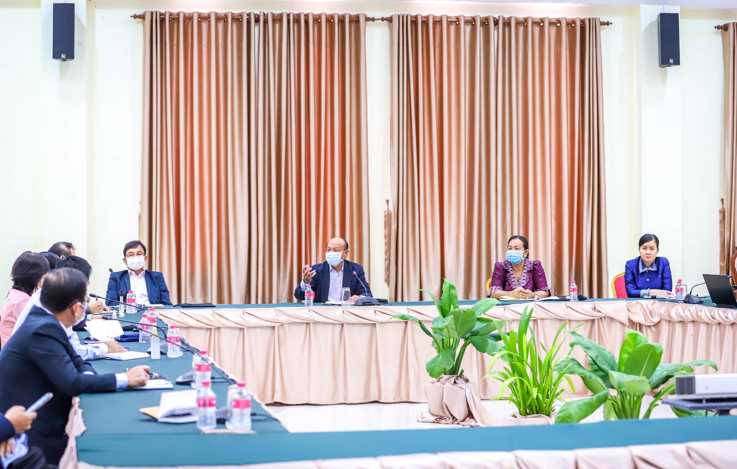 Brainstorming Session on Knowledge and Information Training for Leaderships of Provincial Departments of Post and Telecommunications