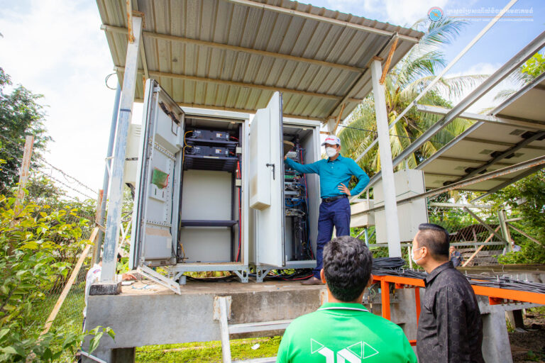 ឯកឧត្តមរដ្ឋមន្ត្រី ជា វ៉ាន់ដេត បានអញ្ជើញចុះត្រួតពិនិត្យស្ថានីយបង្គោលអង់តែនរបស់ក្រុមហ៊ុនទូរសព្ទចល័ត នៅខេត្តមណ្ឌលគិរី និងខេត្តរតនគិរី