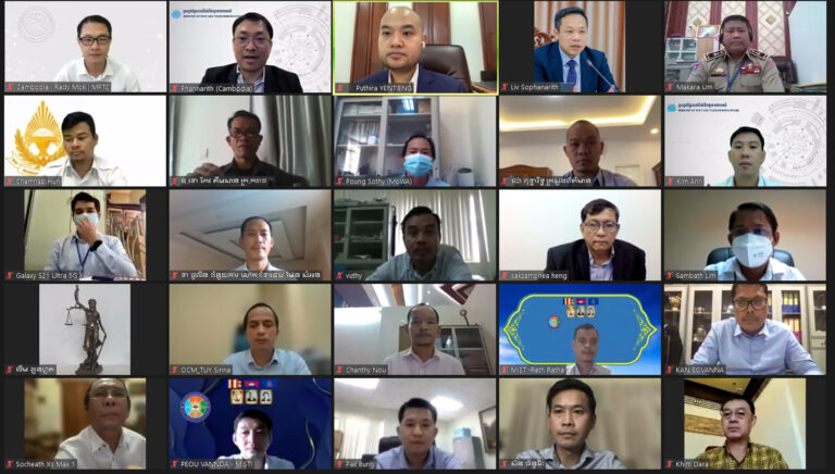 ក្រសួងប្រៃសណីយ៍និងទូរគមនាគមន៍ បានរៀបចំវគ្គបណ្តុះបណ្តាលស្តីពីវិធីសាស្ត្រការពារសន្តិសុខក្នុងការប្រើប្រាស់ប្រព័ន្ធបណ្តាញសង្គមសម្រាប់ជំនួយការថ្នាក់ដឹកនាំ