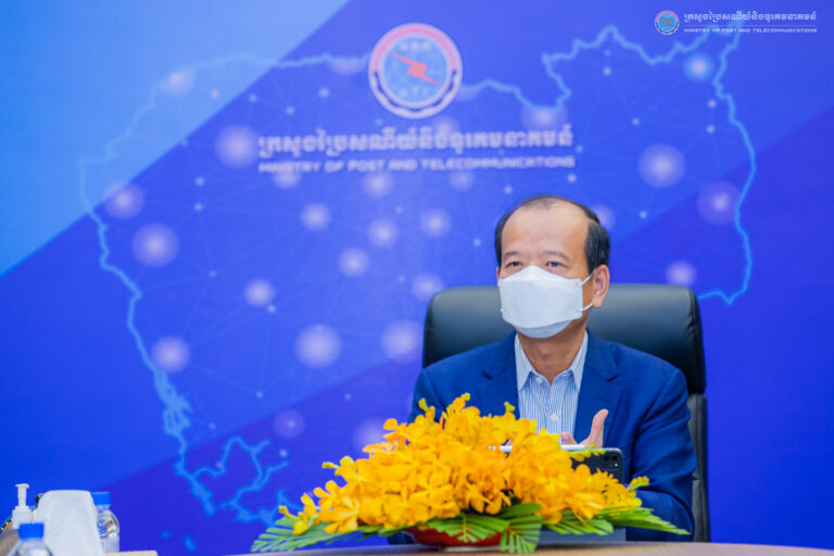 ឯកឧត្តមរដ្ឋមន្ត្រី ជា វ៉ាន់ដេត បានអញ្ជើញជួបពិភាក្សាការងារជាមួយសមាគមដឹកជញ្ជូនអ្នកដំណើរផ្លូវគោកកម្ពុជា