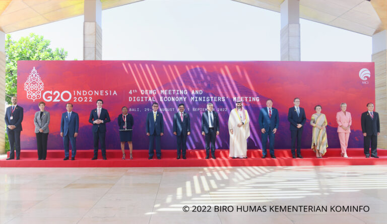 សេចក្តីប្រកាសព័ត៌មាន ស្តីពីលទ្ធផលចូលរួមកិច្ចប្រជុំថ្នាក់រដ្ឋមន្ត្រីសេដ្ឋកិច្ចឌីជីថល និងកម្មវិធីបណ្តាញនវានុវត្តន៍ឌីជីថលនៃក្រុមប្រទេស G20នៅប្រទេសឥណ្ឌូនេស៊ី