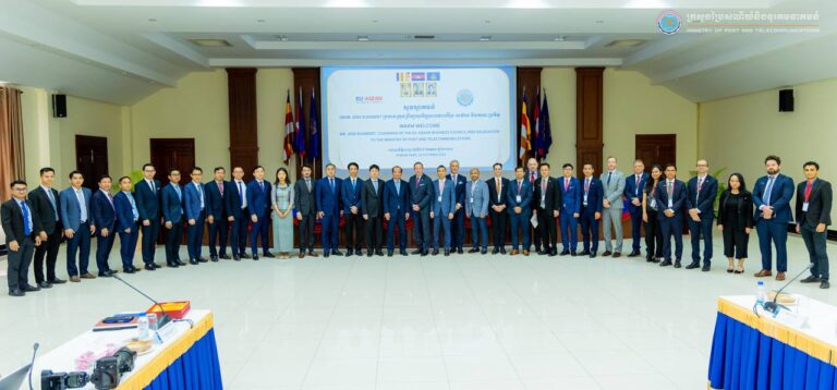 ឯកឧត្តមរដ្ឋមន្ត្រី ជា វ៉ាន់ដេត បានអនុញ្ញាតឱ្យលោក JENS Ruebbert ប្រធានក្រុមប្រឹក្សាធុរកិច្ចសភាពអឺរ៉ុប-អាស៊ាន និងគណៈប្រតិភូ ចូលជួបសម្តែងការគួរសម និងពិភាក្សាការងារ