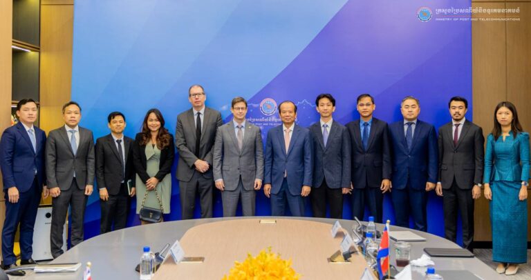 ឯកឧត្តមរដ្ឋមន្ត្រី ជា វ៉ាន់ដេត បានអនុញ្ញាតឱ្យឯកឧត្តម Justin Whyatt ឯកអគ្គរដ្ឋទូតអូស្រ្តាលីប្រចាំកម្ពុជាចូលជួបសម្តែងការគួរសម និងពិភាក្សាការងារ