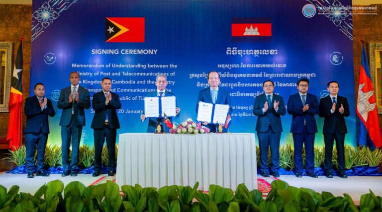 សេចក្តីប្រកាសព័ត៌មានរួម ស្តីពី ការចុះអនុស្សរណៈនៃការយោគយល់រវាងក្រសួងប្រៃសណីយ៍និងទូរគមនាគមន៍ នៃព្រះរាជាណាចក្រកម្ពុជា និង ក្រសួងដឹកជញ្ជូននិងសារគមនាគមន៍ នៃសាធារណរដ្ឋប្រជាធិបតេយ្យទីម័រឡេស្តេ