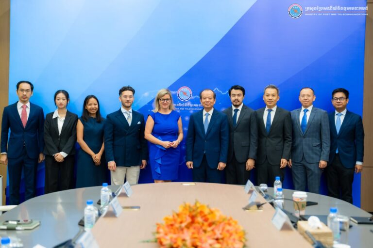 ឯកឧត្ដម ជា វ៉ាន់ដេត ទទួលជំនួបសម្ដែងការគួរសមពី លោកជំទាវ Martina Klement, State Secretary ទទួលបន្ទុកឌីជីថលូបនីយកម្មនិងទំនើបកម្មកិច្ចការរដ្ឋបាល និងជានាយិកាផ្នែកឌីជីថល (Chief Digital Officer) នៃរដ្ឋប៊ែឡាំង សហព័ន្ធអាល្លឺម៉ង់