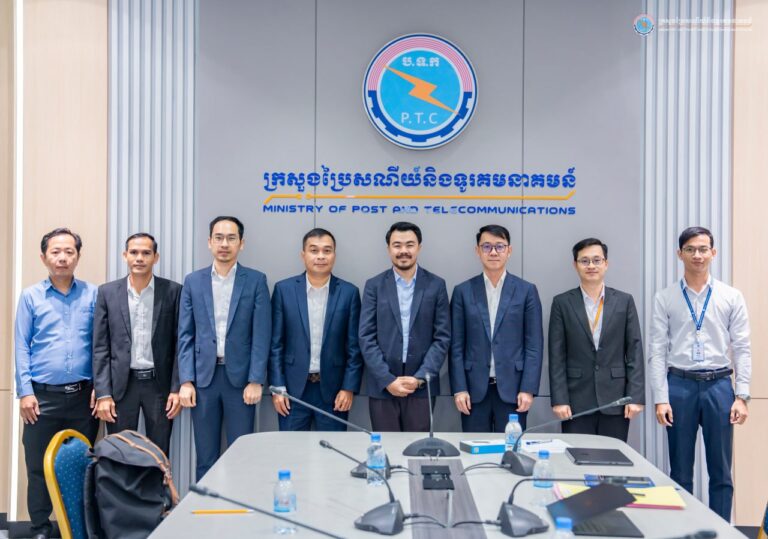 ឯកឧត្តមរដ្ឋលេខាធិការ កែវ សុទ្ធិ ជួបប្រជុំទ្វេភាគីជាមួយតំណាងក្រសួងសុខាភិបាលនិងក្រសួងទេសចរណ៍ ដើម្បីពិគ្រោះយោបល់លើសេចក្តីព្រាងយុទ្ធសាស្រ្តជាតិស្តីពីបញ្ញាសិប្បនិម្មិត