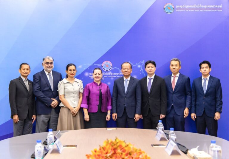 ឯកឧត្តមរដ្ឋមន្ត្រី ជា វ៉ាន់ដេត បានអនុញ្ញាតឱ្យលោកស្រី Ms. Alissar Chaker តំណាងកម្មវិធីអភិវឌ្ឍន៍អង្គការសហប្រជាតិប្រចាំកម្ពុជា (UNDP Resident Representative) ចូលជួបសម្តែងការគួរសម និងជម្រាបលា