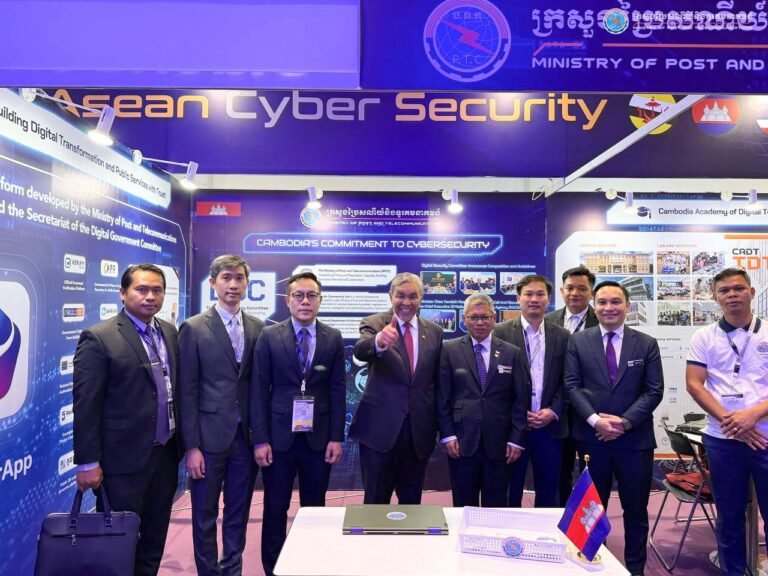 ឯកឧត្តមរដ្ឋលេខាធិការ លីវ សុផាណារិទ្ធិ បានអញ្ជើញដឹកនាំគណៈប្រតិភូចូលរួមសន្និសីទ 3rd Cyber Defence and Security Exhibition and Conference និងកិច្ចប្រជុំ 3rd ASEAN Cyber Security Summit នៅទីក្រុងកូឡាឡាំពួ ប្រទេសម៉ាឡេស៊ី