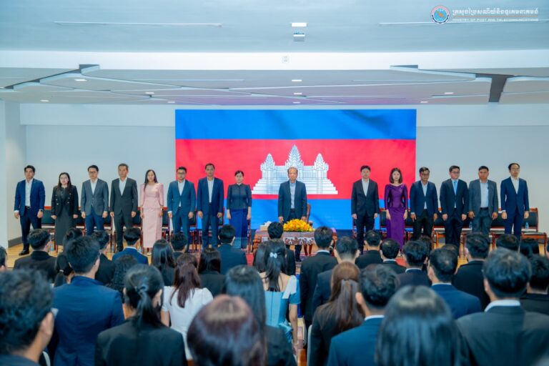 ឯកឧត្តមរដ្ឋមន្រ្តី ជា វ៉ាន់ដេត បានអញ្ជើញជួបសំណេះសំណាលជាមួយនិស្សិតជ័យលាភីអាហារូបករណ៍សិក្សានៅក្រៅប្រទេស ចំនួន ១២៤រូប