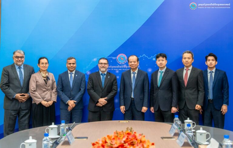 ឯកឧត្តមរដ្ឋមន្រ្តី ជា វ៉ាន់ដេត បានអនុញ្ញាតជូន លោក អេនរីកូ ហ្គាវេលីយ៉ា ( Enrico Gaveglia) តំណាងថ្មីនៃកម្មវិធីអភិវឌ្ឍន៍អង្គការសហប្រជាតិប្រចាំកម្ពុជា (UNDP Resident Representative) ចូលជួបសម្តែងការគួរសម និងពិភាក្សាការងារ