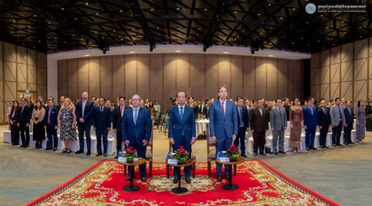 ឯកឧត្តមរដ្ឋមន្ត្រី ជា វ៉ាន់ដេត បានអញ្ជើញជាអធិបតីក្នុងពិធីបើកសន្និសីទជាតិស្តីពីកិច្ចការពារទិន្នន័យបុគ្គល ឆ្នាំ២០២៥