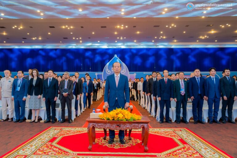 ឯកឧត្តមរដ្ឋមន្ត្រី ជា វ៉ាន់ដេត បានអញ្ជើញជាអធិបតីបើកវេទិកាអភិបាលកិច្ចអ៊ីនធឺណិតកម្ពុជា ២០២៥