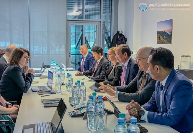 ឯកឧត្ដមរដ្ឋមន្ត្រី ជា វ៉ាន់ដេត ដឹកនាំគណៈប្រតិភូក្រសួងជួបពិភាក្សាជាមួយធនាគារជាតិហ្សកហ្ស៊ី អំពីបរិវត្តកម្មឌីជីថល