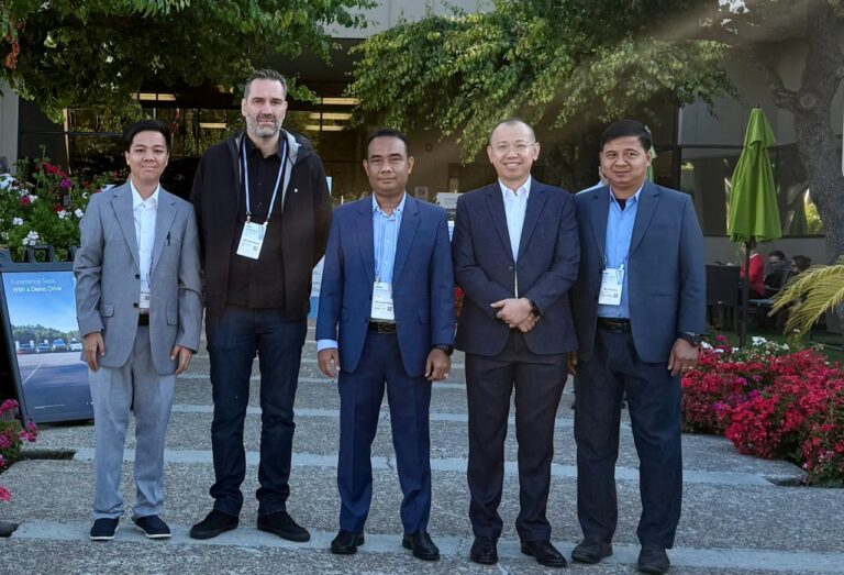 United States: From 18–21 May 2026, H.E. Sam Sethserey and H.E. Chea Sereyvath led a Cambodian delegation to participate in the Silicon Valley Summit 2026, organized by Plug and Play in Sunnyvale, United States.