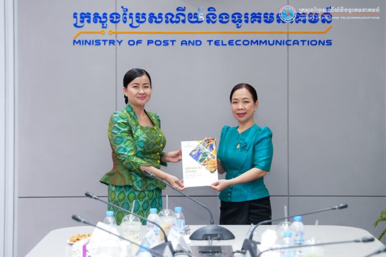 លោកជំទាវរដ្ឋលេខាធិការ ប្រាក់ ច័ន្ទណយ បានអនុញ្ញាតជូនថ្នាក់ដឹកនាំ និងសមាជិកាក្រុមប្រឹក្សាភិបាលនៃសមាគមសហគ្រិនស្ត្រីកម្ពុជា (CWEA) ចូលជួបសម្តែងការគួរសម នៅទីស្តីការក្រសួង