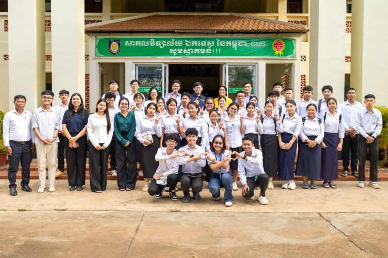 ក្រសួងប្រៃសណីយ៍និងទូរគមនាគមន៍ សហការជាមួយអង្គការទិន្នន័យអំពីការអភិវឌ្ឍ (ODC) រៀបចំសិក្ខាសាលាស្តីពី «ការលើកកម្ពស់សុវត្ថិភាពលើប្រព័ន្ធអនឡាញសម្រាប់កុមារ» នៅខេត្តកំពង់ធំ និងព្រះវិហារ!