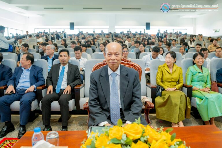 ឯកឧត្តម ខាយ ឃុនហេង បានអញ្ជើញជាអធិបតីក្នុងសិក្ខាសាលាស្ដីពី “ជំរុញការចូលរួមរបស់និស្សិត ដើម្បីបញ្ចប់ការចម្លងមេរោគអេដស៍ និងចៀសឆ្ងាយពីគ្រឿងញៀន”