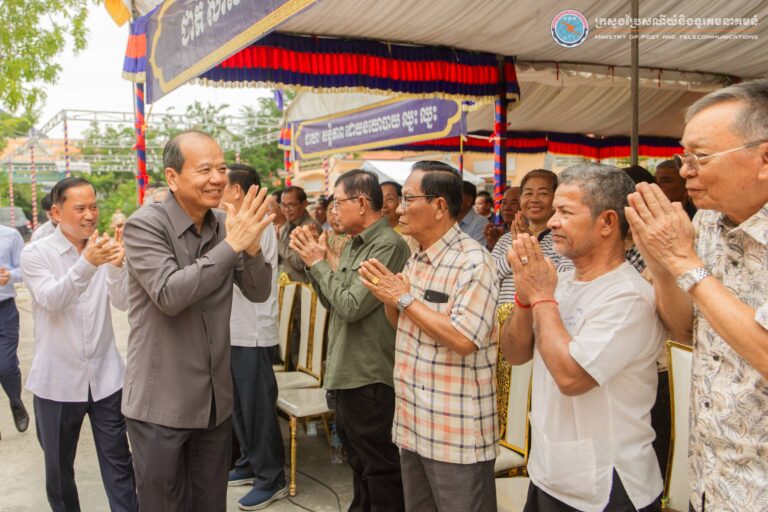 ឯកឧត្តមរដ្ឋមន្រ្តី ជា វ៉ាន់ដេត បានអញ្ជើញជួបសំណេះសំណាលជាមួយអតីតយុទ្ធជន និងនិវត្តជនប្រមាណ ១៧១៤នាក់ នៅខេត្តតាកែវ